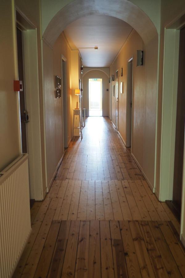 Brukshotellet Oeland - Vandrarhem Degerhamn Buitenkant foto