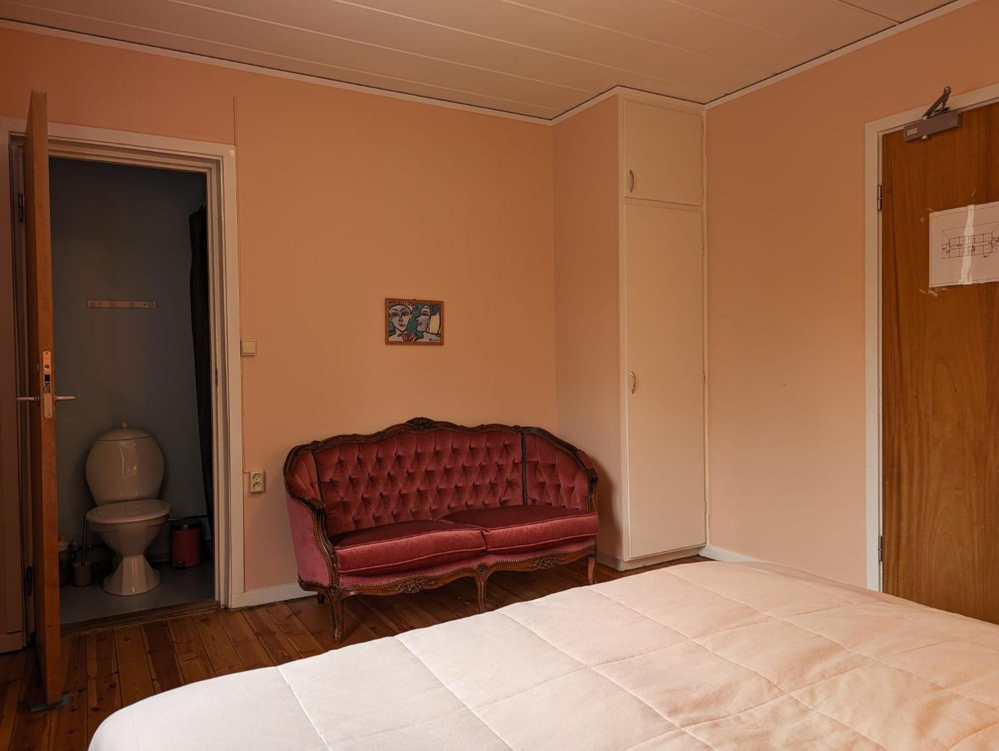 Brukshotellet Oeland - Vandrarhem Degerhamn Buitenkant foto
